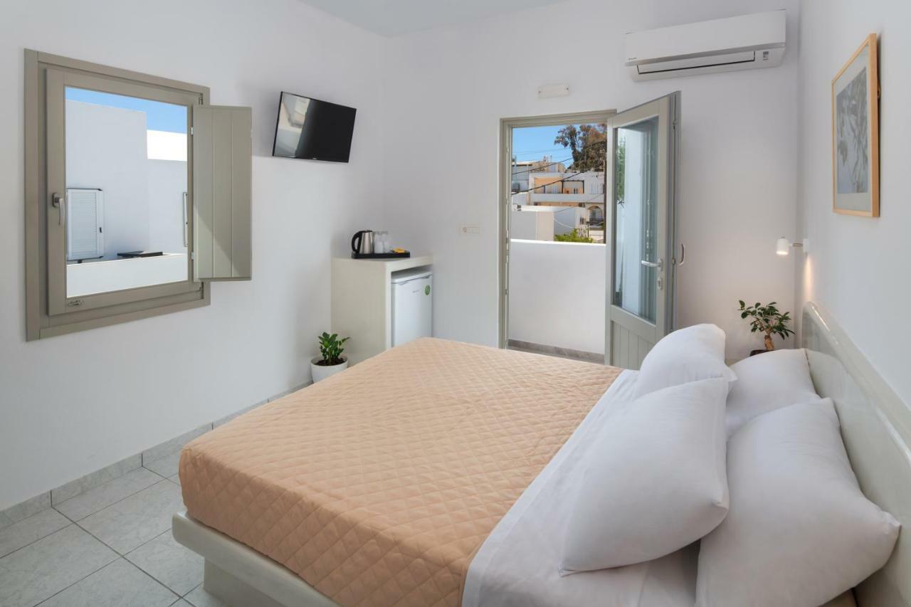 Olive Tree Suites Fira  Exteriör bild